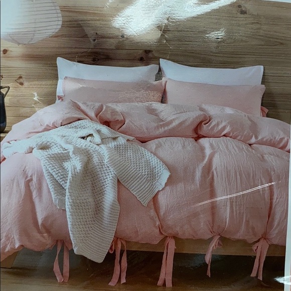 Maggie B’s Home Decor - Picture 4 of 6